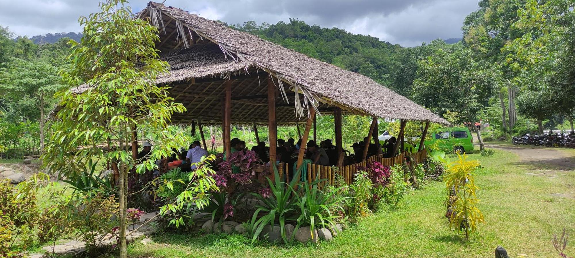 Tiu Batu Homestay Alas Ngoại thất bức ảnh